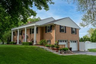 1206 Fairfield Drive, Pleasant, MI 48858