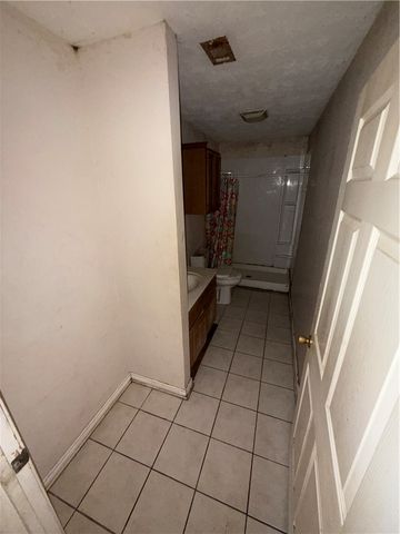 1105 West Davis Street, Hearne, TX 77859