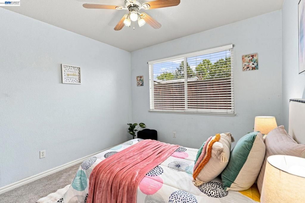 Image 28 of property listing at 1520 Deer Run Ln, Tracy, CA 95376