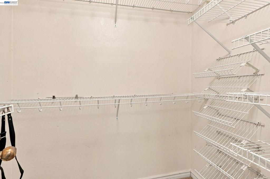 Image 33 of property listing at 1520 Deer Run Ln, Tracy, CA 95376