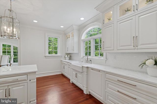 1202 TURKS HEAD LN, West Chester, PA 19382