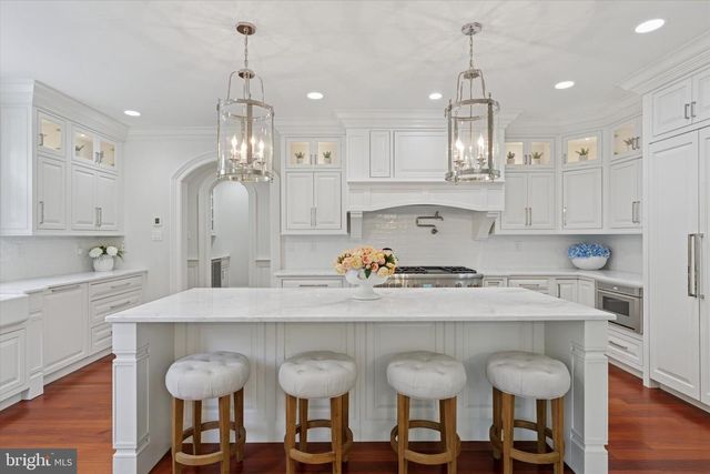 1202 TURKS HEAD LN, West Chester, PA 19382