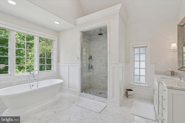 1202 TURKS HEAD LN, West Chester, PA 19382