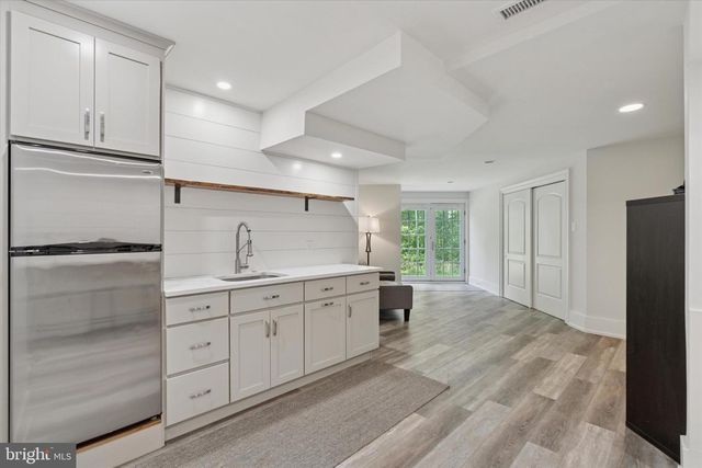 1202 TURKS HEAD LN, West Chester, PA 19382