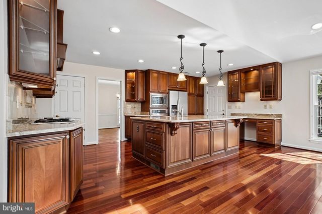 2126 DOCKET LN, Vienna, VA 22181