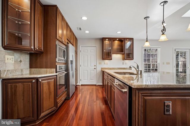 2126 DOCKET LN, Vienna, VA 22181