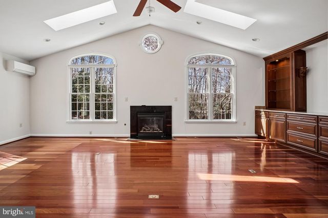 2126 DOCKET LN, Vienna, VA 22181