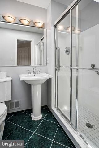 2126 DOCKET LN, Vienna, VA 22181