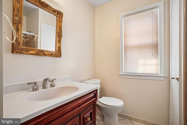 2126 DOCKET LN, Vienna, VA 22181