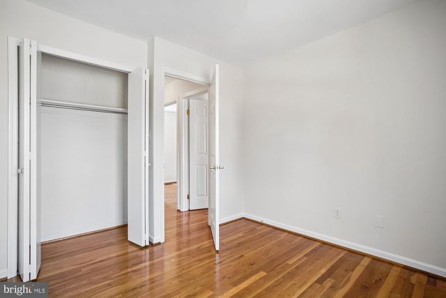 2126 DOCKET LN, Vienna, VA 22181