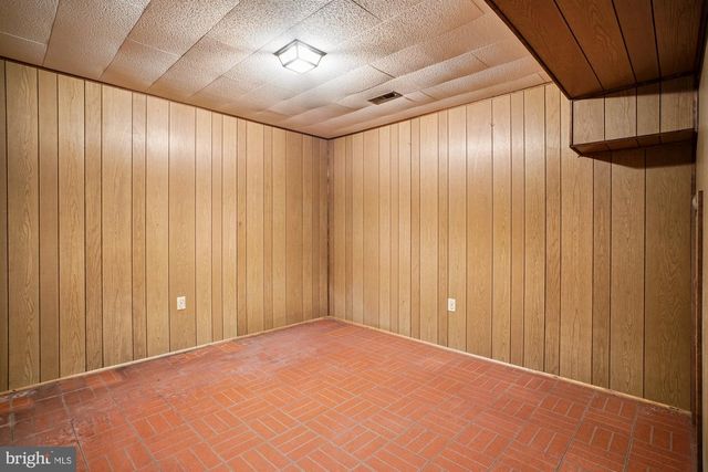 2126 DOCKET LN, Vienna, VA 22181