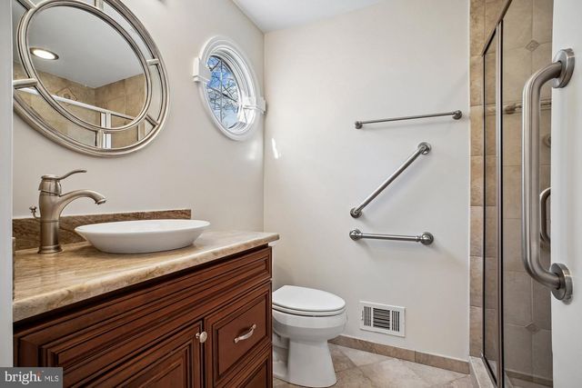 2126 DOCKET LN, Vienna, VA 22181