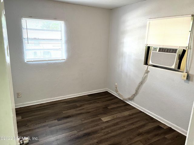 1049 GLENCARIN Street, Jacksonville, FL 32208