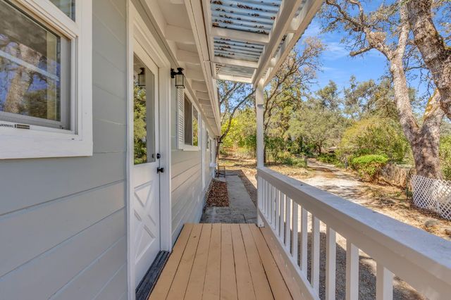 11270 Wisteria Way, Auburn, CA 95603