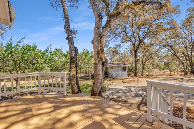 11270 Wisteria Way, Auburn, CA 95603