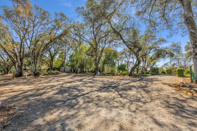 11270 Wisteria Way, Auburn, CA 95603