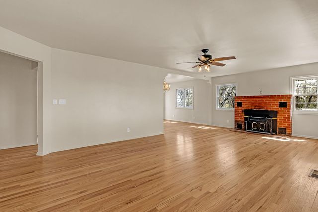 11270 Wisteria Way, Auburn, CA 95603