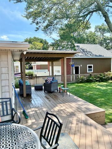 510 SEMINOLE Drive, Erie, PA 16505