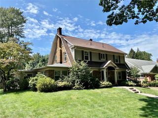510 SEMINOLE Drive, Erie, PA 16505
