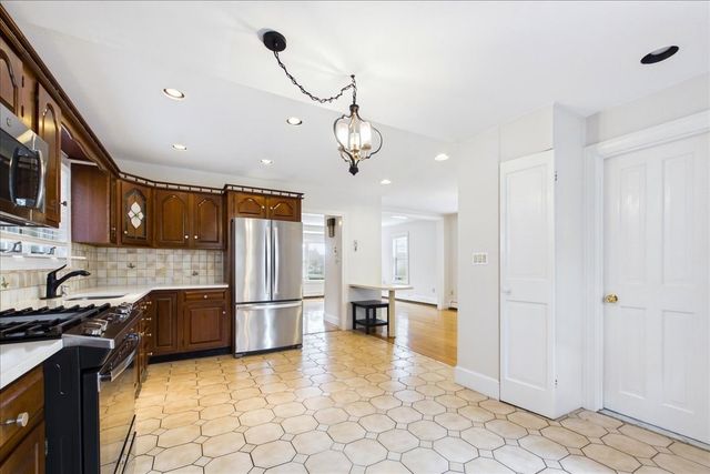 9 Granada Ave, Boston, MA 02131