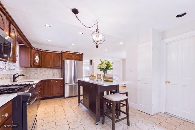 9 Granada Ave, Boston, MA 02131