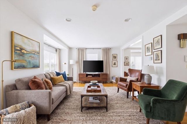 9 Granada Ave, Boston, MA 02131