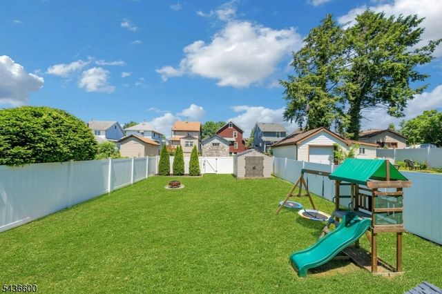 633 Lake Ave, Lyndhurst Twp., NJ 07071