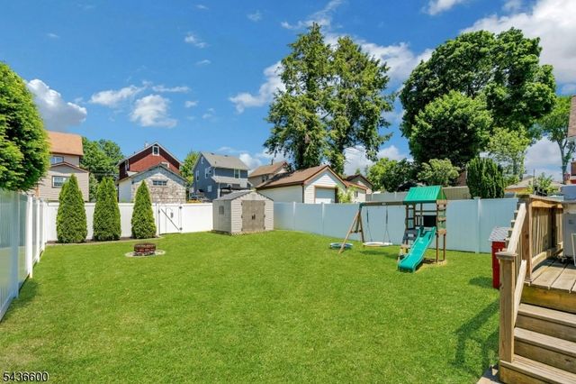 633 Lake Ave, Lyndhurst Twp., NJ 07071
