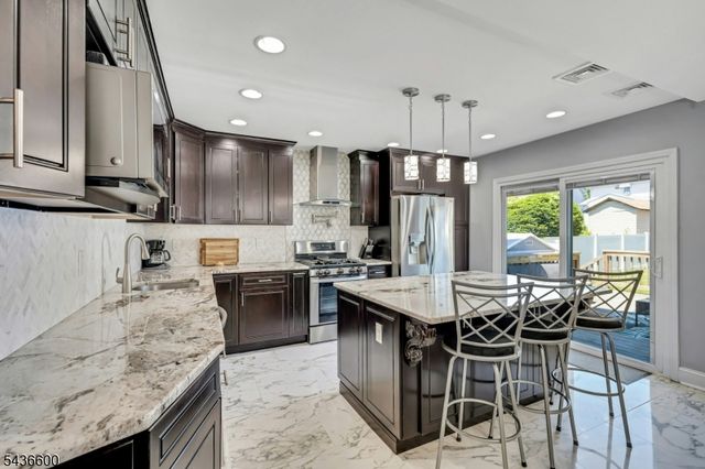 633 Lake Ave, Lyndhurst Twp., NJ 07071
