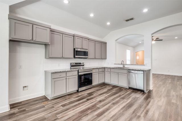 2918 Morgan Drive, Dallas, TX 75241