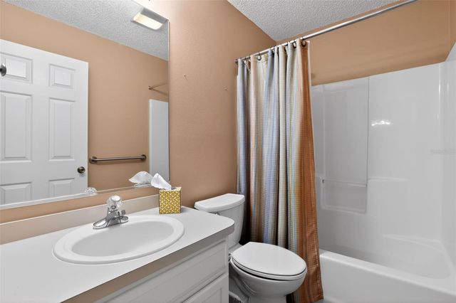 728 RIVERA ROAD, Lady Lake, FL 32159