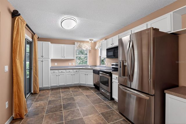 728 RIVERA ROAD, Lady Lake, FL 32159