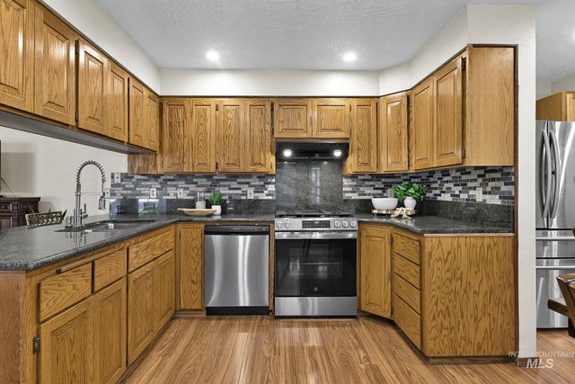 705 Keogh Lane, Caldwell, ID 83607