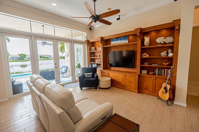 11421 SW Kingslake Circle, Port St. Lucie, Port St Lucie, FL 34987