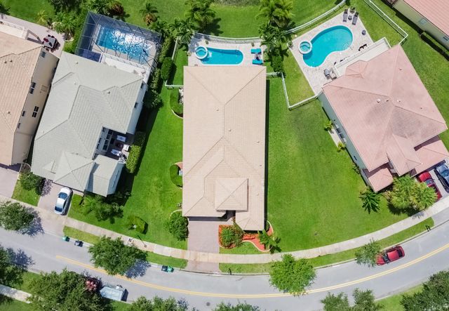 11421 SW Kingslake Circle, Port St. Lucie, Port St Lucie, FL 34987