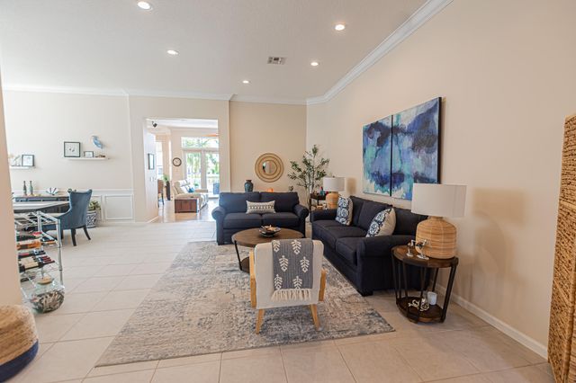 11421 SW Kingslake Circle, Port St. Lucie, Port St Lucie, FL 34987