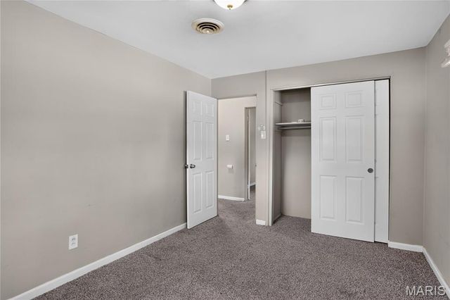 8313 Pepperidge Drive, Berkeley, MO 63134