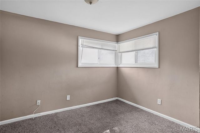 8313 Pepperidge Drive, Berkeley, MO 63134