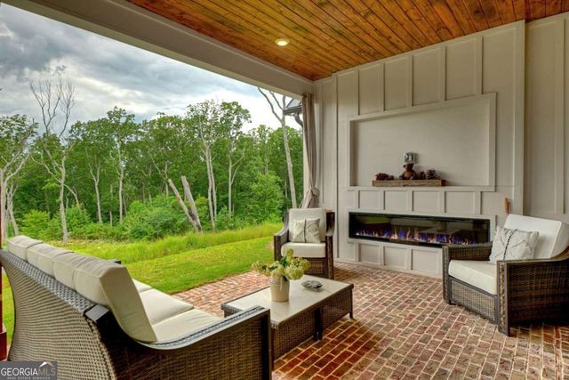 624 High Summit Drive, Talking Rock, GA 30175