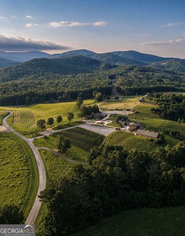 624 High Summit Drive, Talking Rock, GA 30175