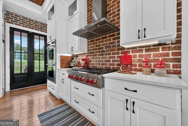 624 High Summit Drive, Talking Rock, GA 30175