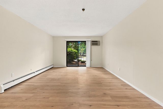 147 Sylvan St 12A, Danvers, MA 01923