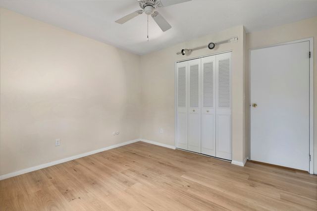 147 Sylvan St 12A, Danvers, MA 01923