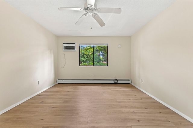 147 Sylvan St 12A, Danvers, MA 01923