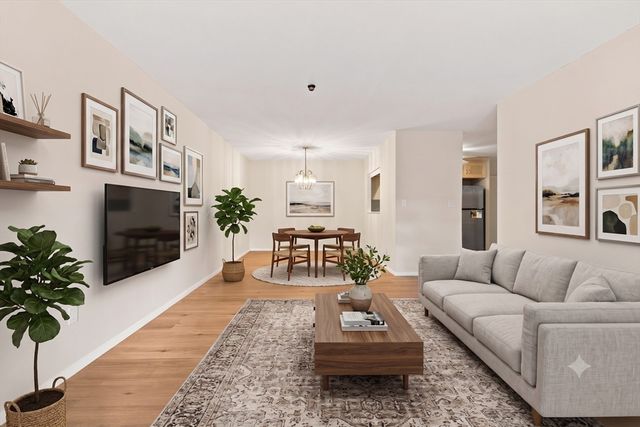 147 Sylvan St 12A, Danvers, MA 01923