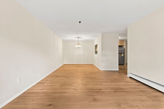 147 Sylvan St 12A, Danvers, MA 01923
