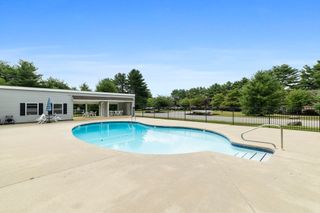 147 Sylvan St 12A, Danvers, MA 01923