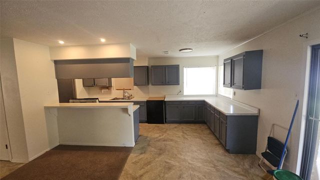 3931 Allen Road, Pearland, TX 77584