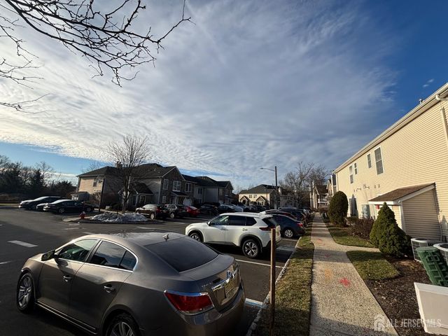 116 Chariot Court, Piscataway, NJ 08854