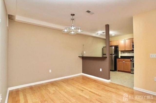 116 Chariot Court, Piscataway, NJ 08854